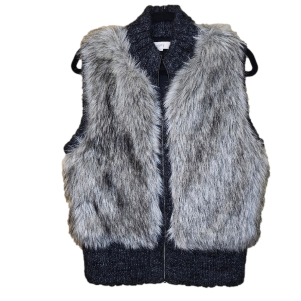 Ann Taylor Loft Faux Fur zip up vest with wool and Alpaca Size XS/S